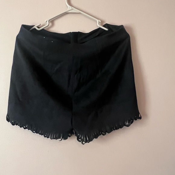 Western Boho Shorts - Picture 4 of 5